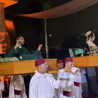 couple in moroccan mida